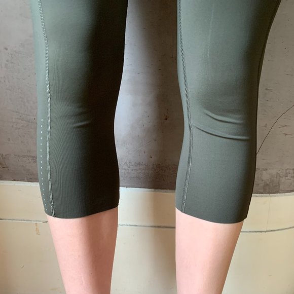 Olive Green Lululemon Swift Speed High-Rise Crop 2 - Picture 3 of 3